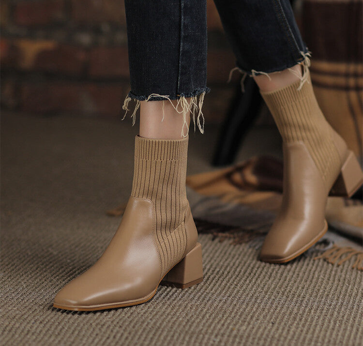 Valeria - Botines Elegantes con Panel Elástico y Tacón Cuadrado Confort Premium