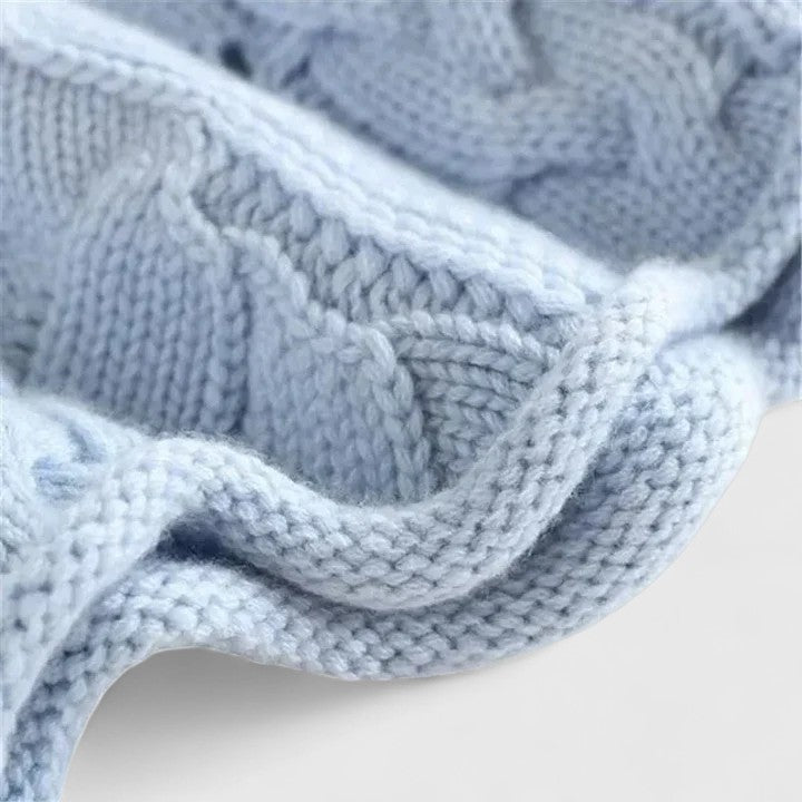 Valentina - Suéter Tejido de Cuello Alto con Diseño Trenzado Elegante