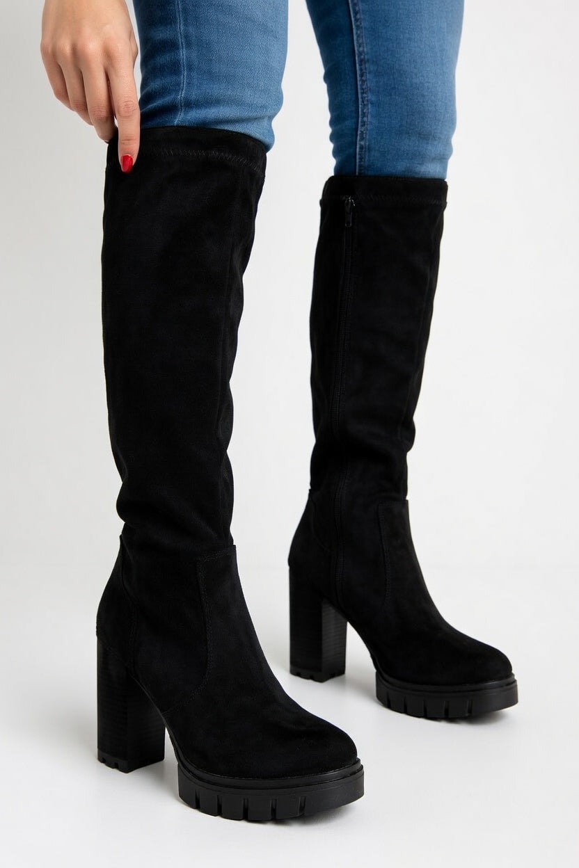 Camila - Botas Altas de Ante con Tacón Grueso Premium