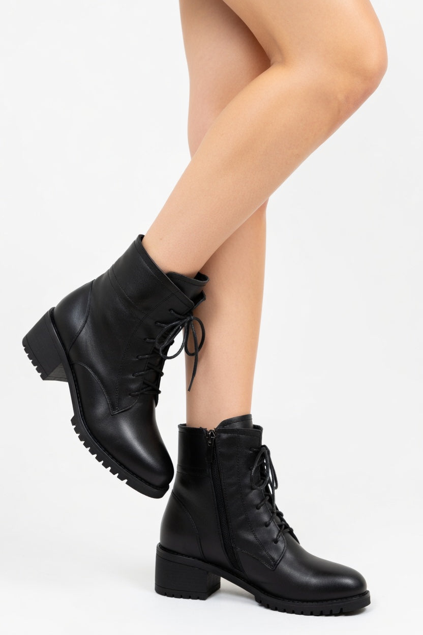 María - Botines Clásicos con Cordones Frontales y Tacón Bajo Elegante